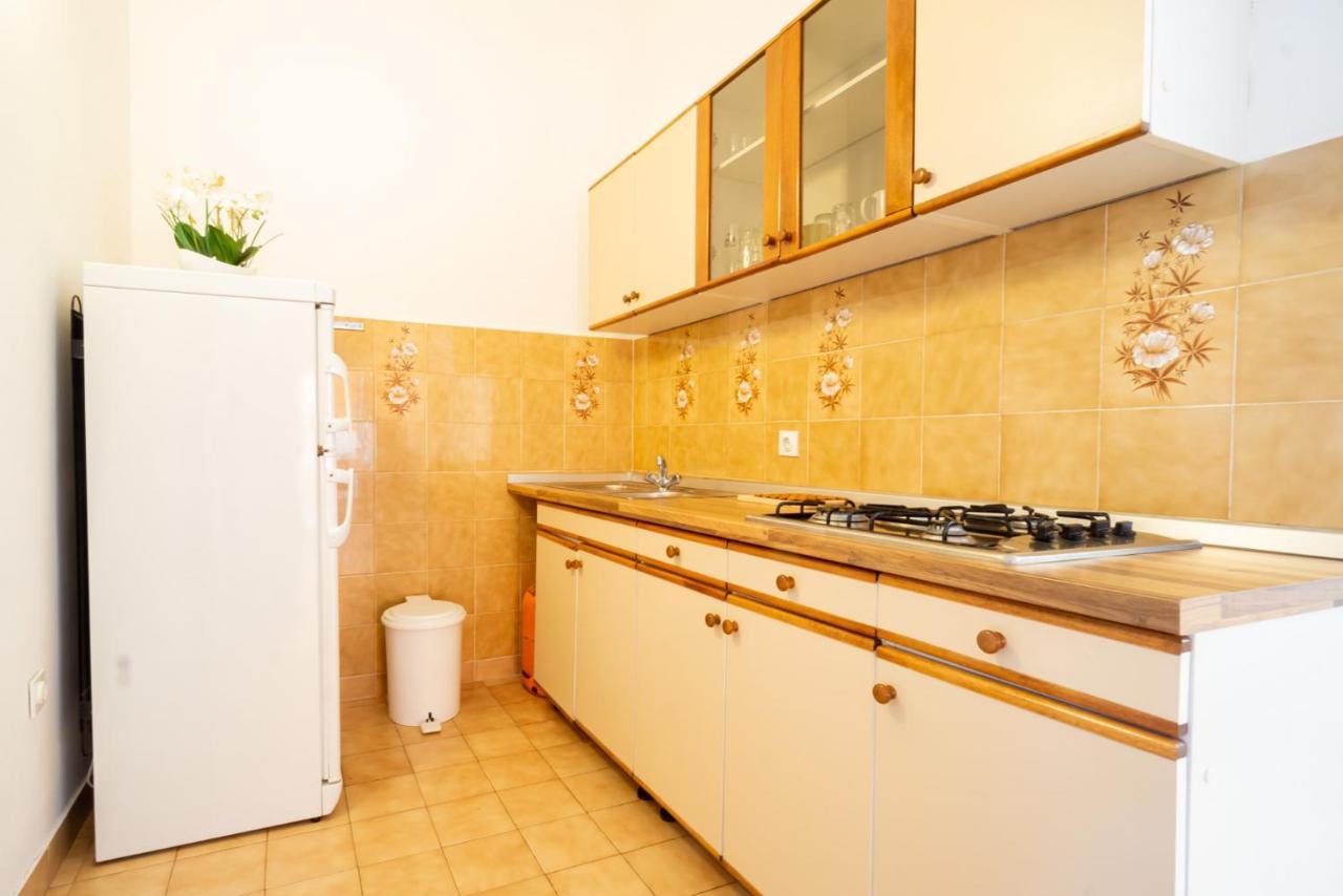Jasko I Jelica Beautiful View Apartment Metajna Luaran gambar
