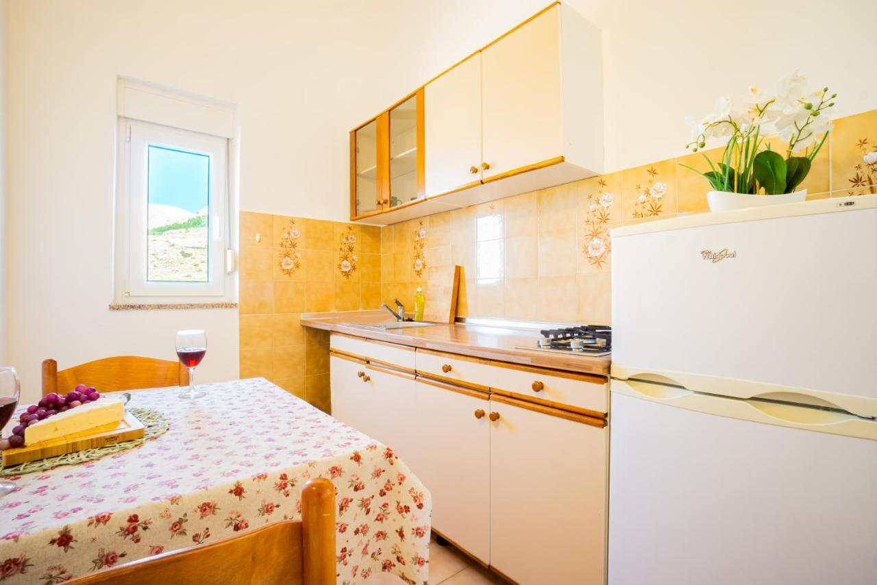 Jasko I Jelica Beautiful View Apartment Metajna Luaran gambar